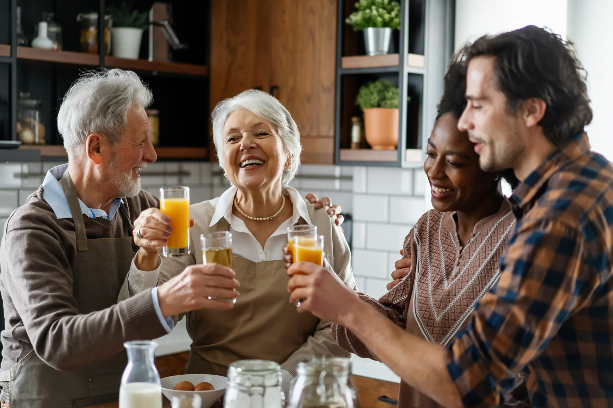 Idosos que sabem como controlar sintomas do Parkinson e vivem com autonomia.